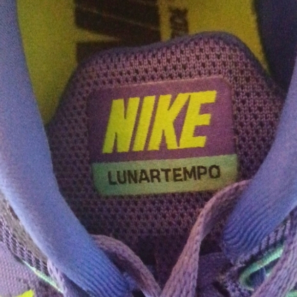 Nike Lunar Tempo Purple Green Women's Sneakers Trainers Running GUC 10 - Picture 7 of 8